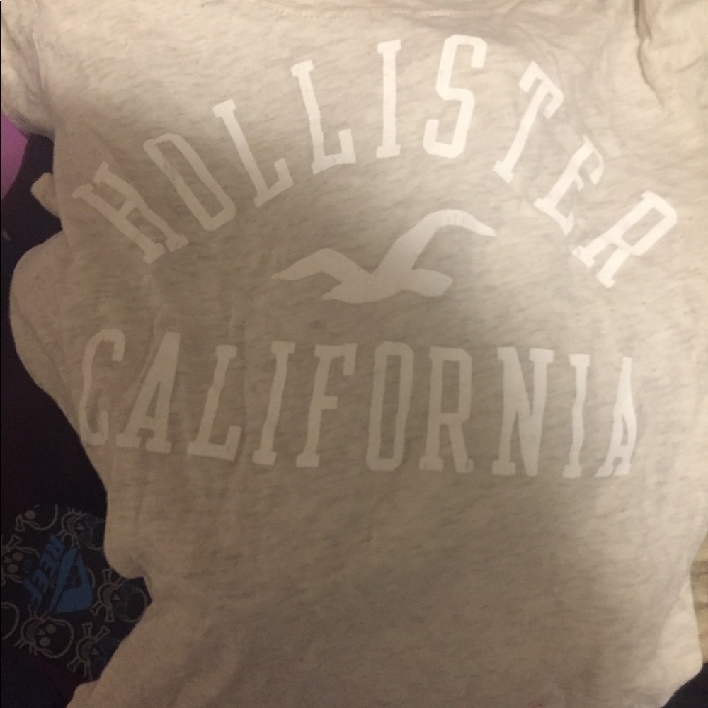 Hollister T shirt women small